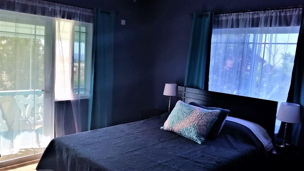 Bailey'S Bed And Breakfast Runaway Bay Eksteriør bilde