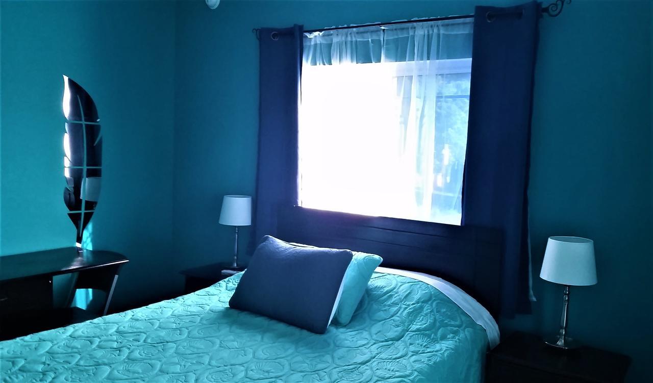 Bailey'S Bed And Breakfast Runaway Bay Eksteriør bilde