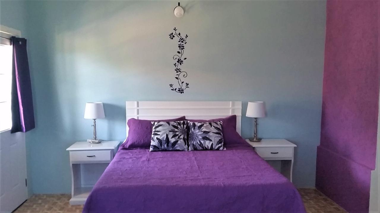 Bailey'S Bed And Breakfast Runaway Bay Eksteriør bilde