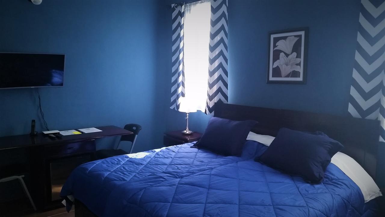Bailey'S Bed And Breakfast Runaway Bay Eksteriør bilde