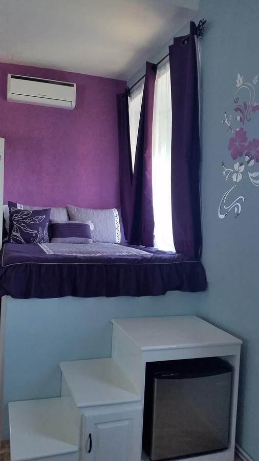 Bailey'S Bed And Breakfast Runaway Bay Eksteriør bilde